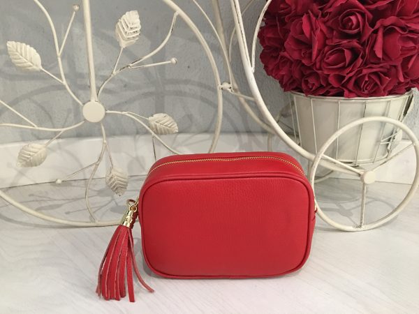 Bolso rojo para personalizar con iniciales en Olivery